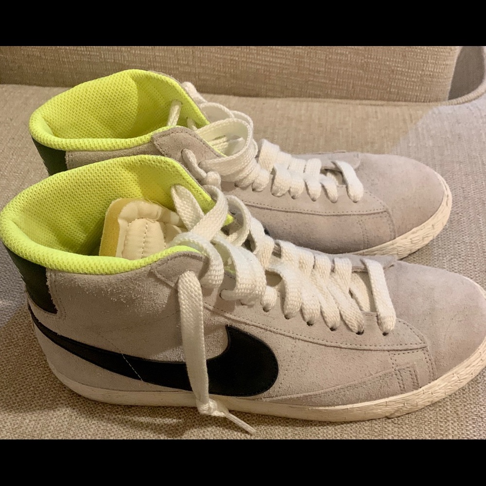 NIKE CLASSIC SUEDE HIGH TOPS